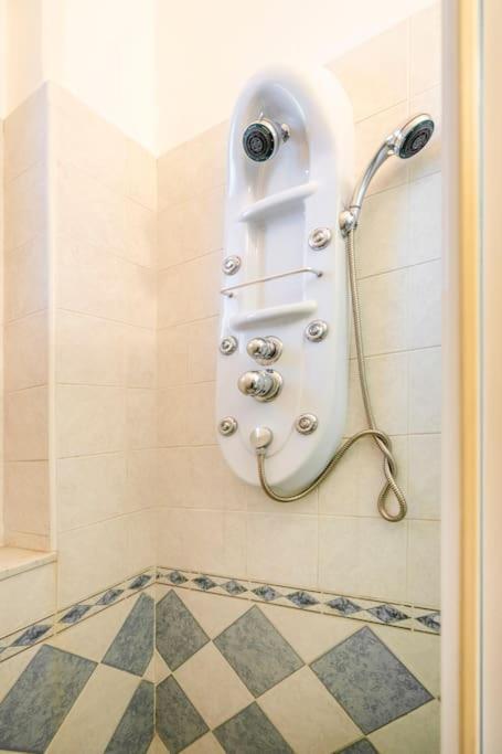 Apartamento Oasi Corso Italia Bari Exterior foto
